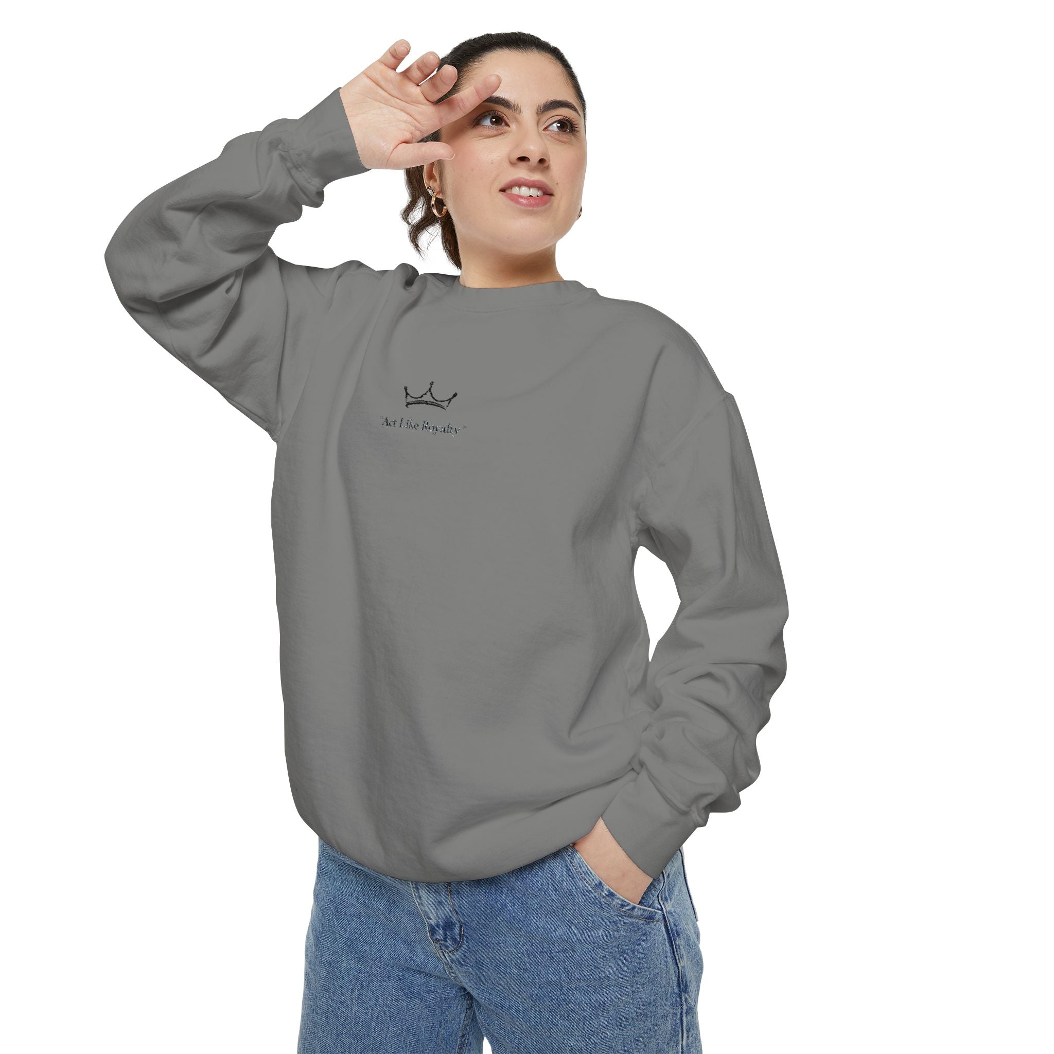 Minimal Sailboat Crewneck Sweatshirt — 'Sail the Sea' Graphic