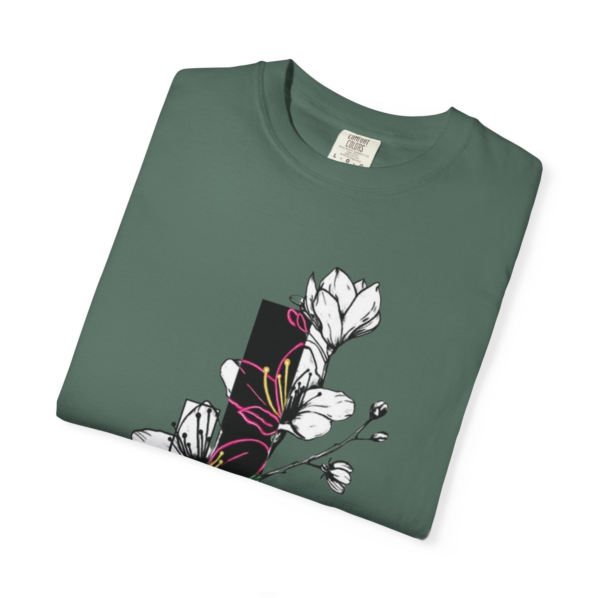 Floral Minimalist T-Shirt — Black Bar Magnolia Graphic
