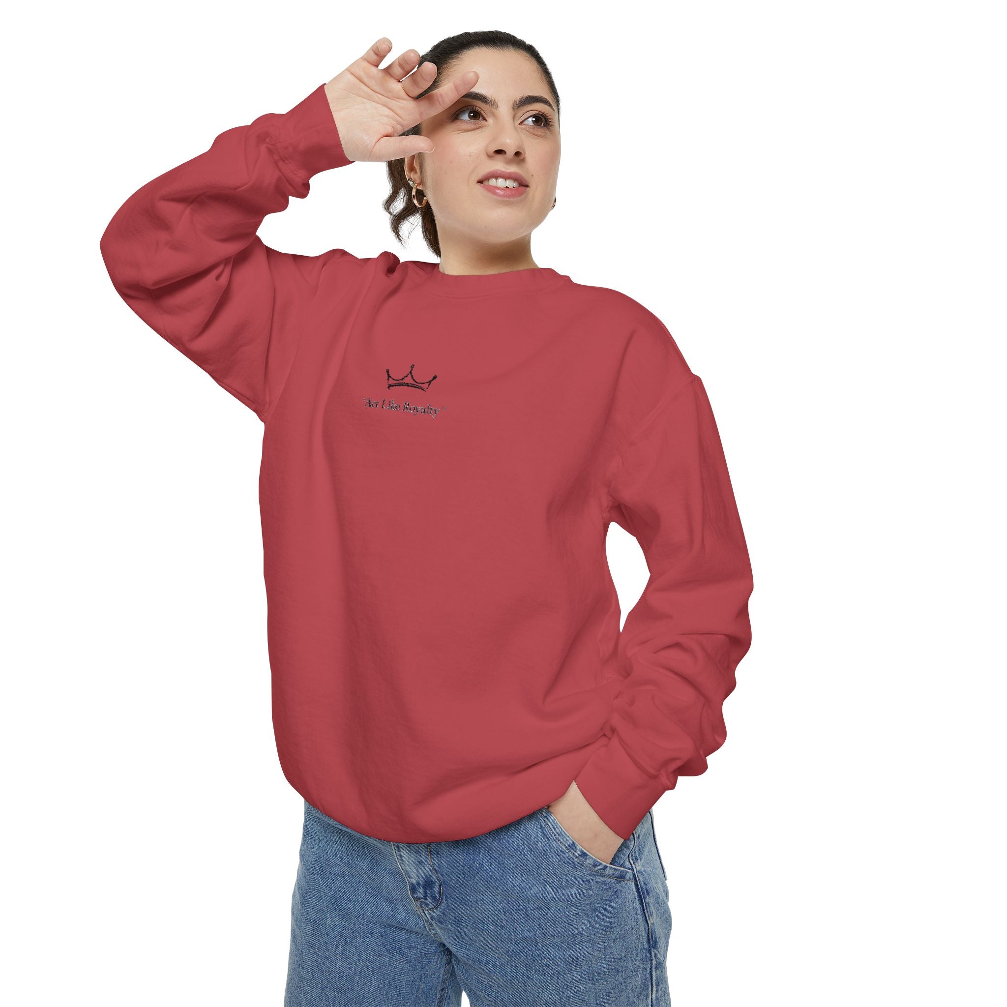 Minimal Sailboat Crewneck Sweatshirt — 'Sail the Sea' Graphic