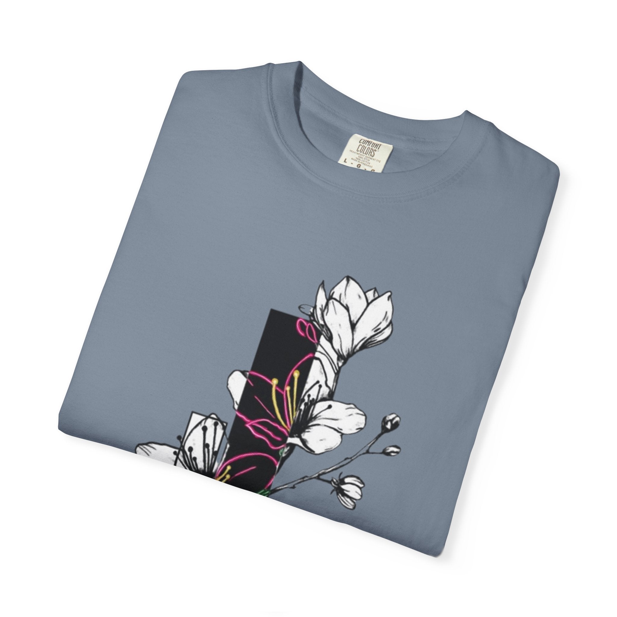 Floral Minimalist T-Shirt — Black Bar Magnolia Graphic