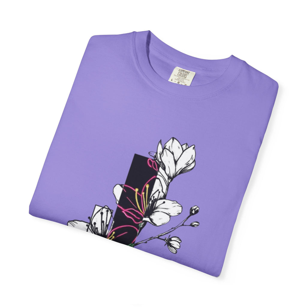 Floral Minimalist T-Shirt — Black Bar Magnolia Graphic