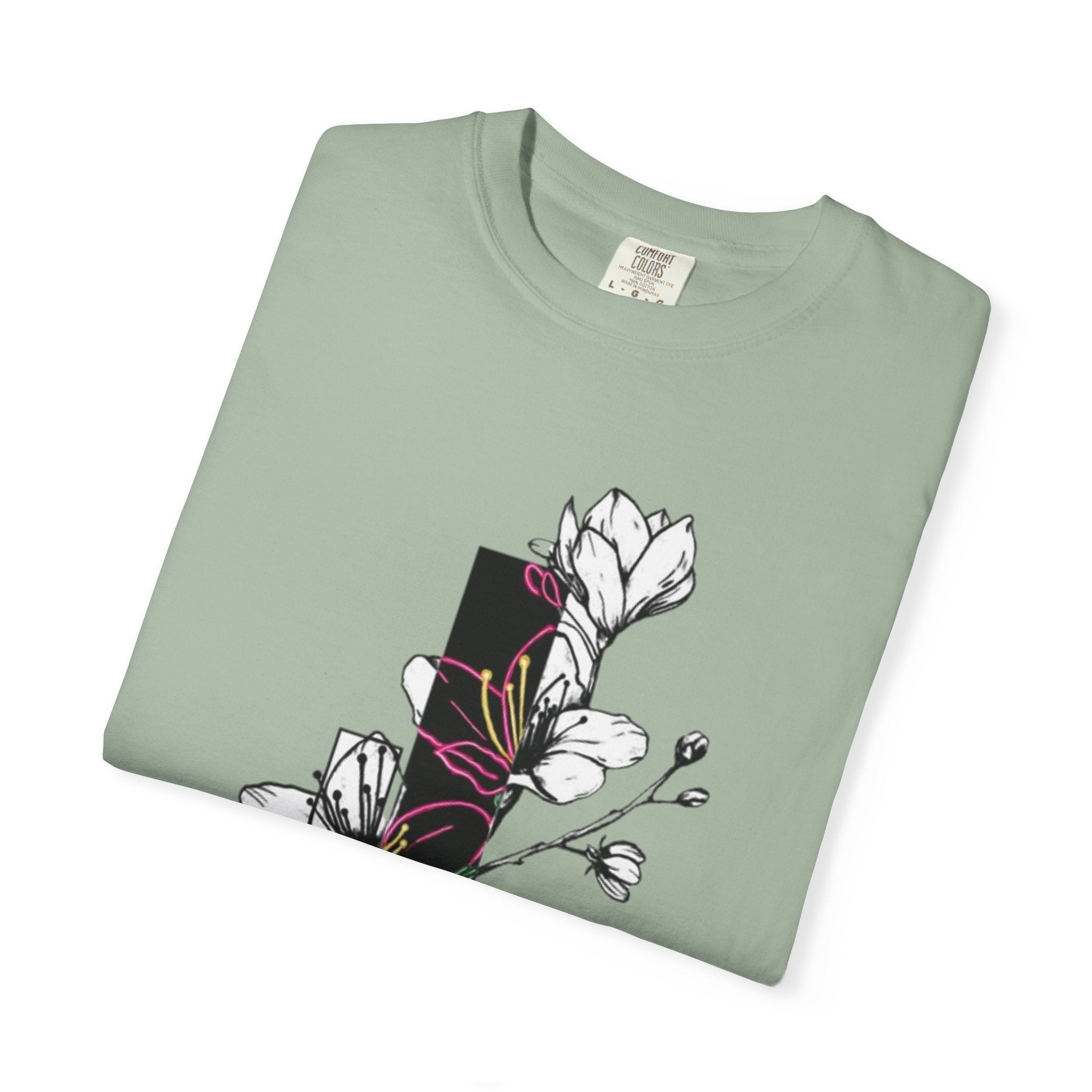 Floral Minimalist T-Shirt — Black Bar Magnolia Graphic