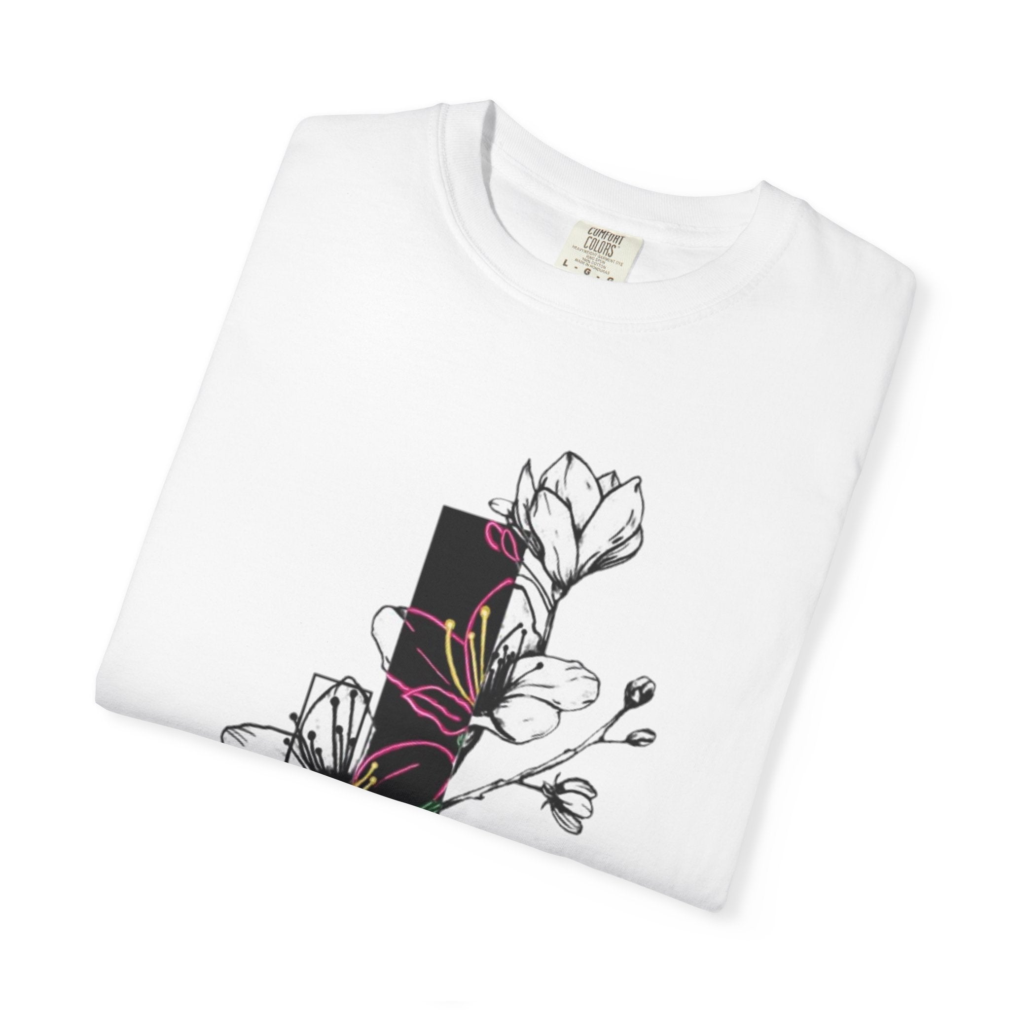 Floral Minimalist T-Shirt — Black Bar Magnolia Graphic