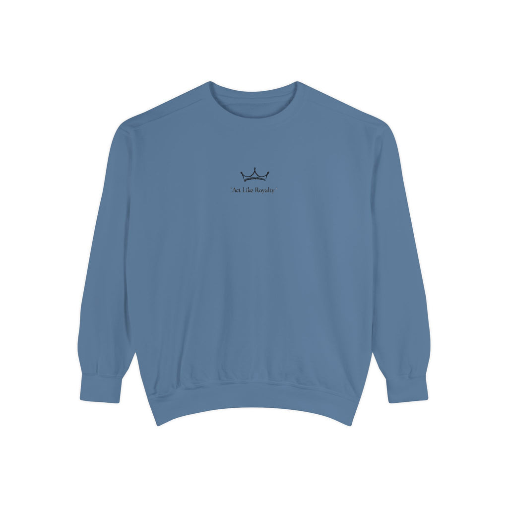 Minimal Sailboat Crewneck Sweatshirt — 'Sail the Sea' Graphic